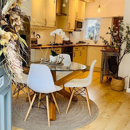 The Tenth House, Grade II Listed Georgian Town House, Wirksworth, Derbyshire, Peak District Cottage, Sleeps 4 Екстер'єр фото