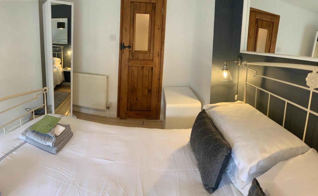 The Tenth House, Grade II Listed Georgian Town House, Wirksworth, Derbyshire, Peak District Cottage, Sleeps 4 Екстер'єр фото