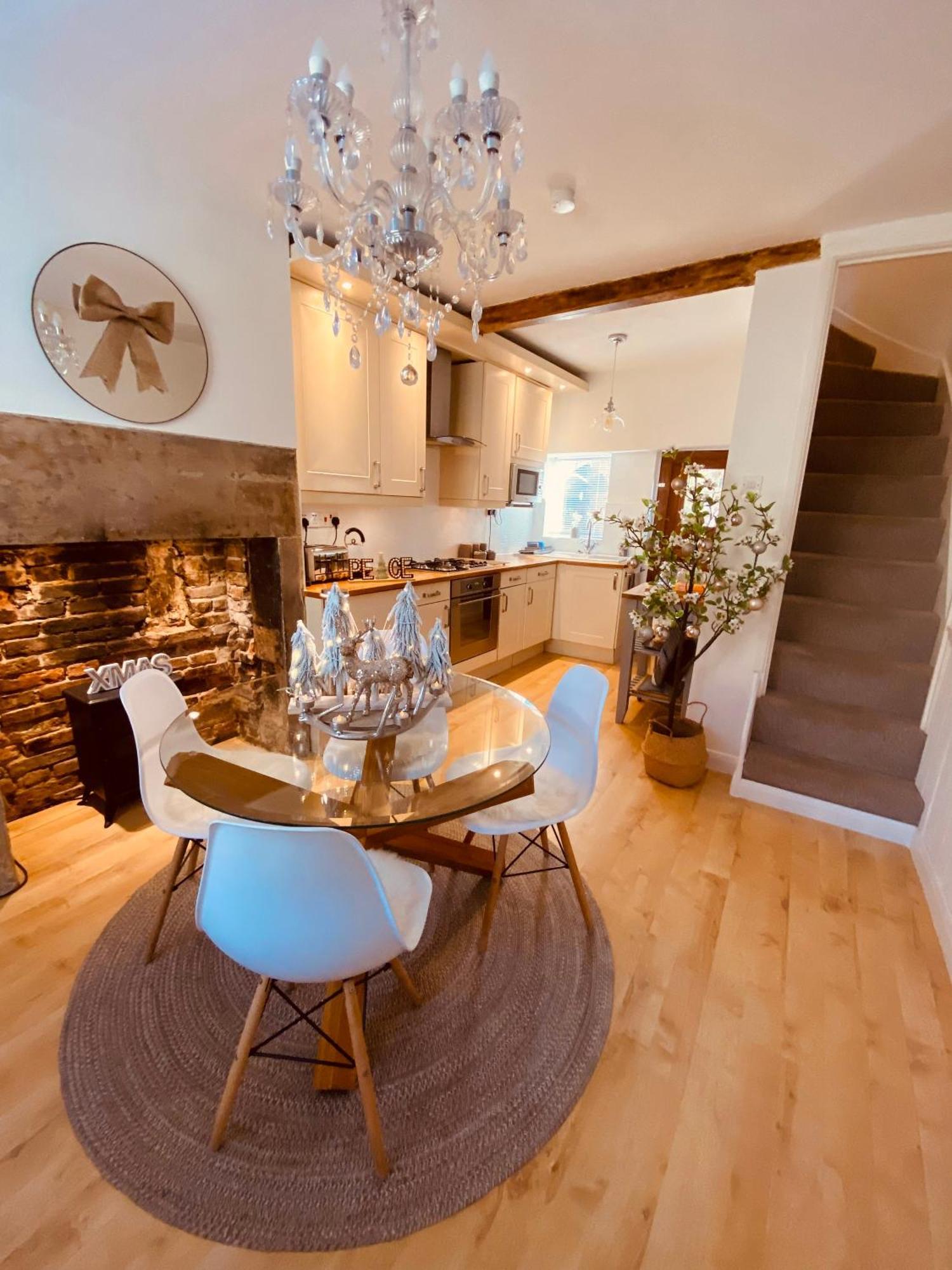 The Tenth House, Grade II Listed Georgian Town House, Wirksworth, Derbyshire, Peak District Cottage, Sleeps 4 Екстер'єр фото